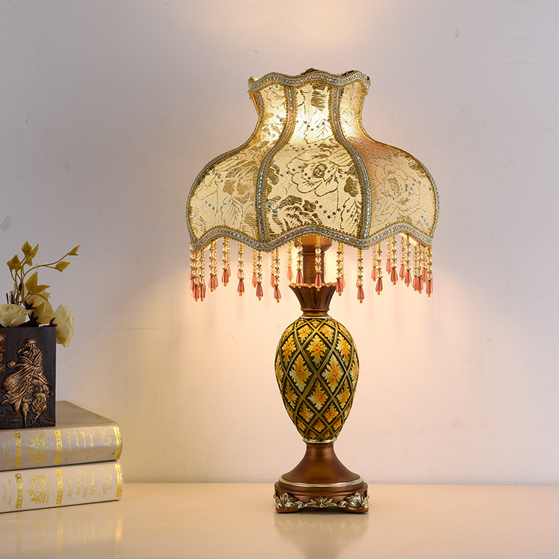 Desk Lamp - Europejska luksusowa lampa biurkowa, amerykańska lampka